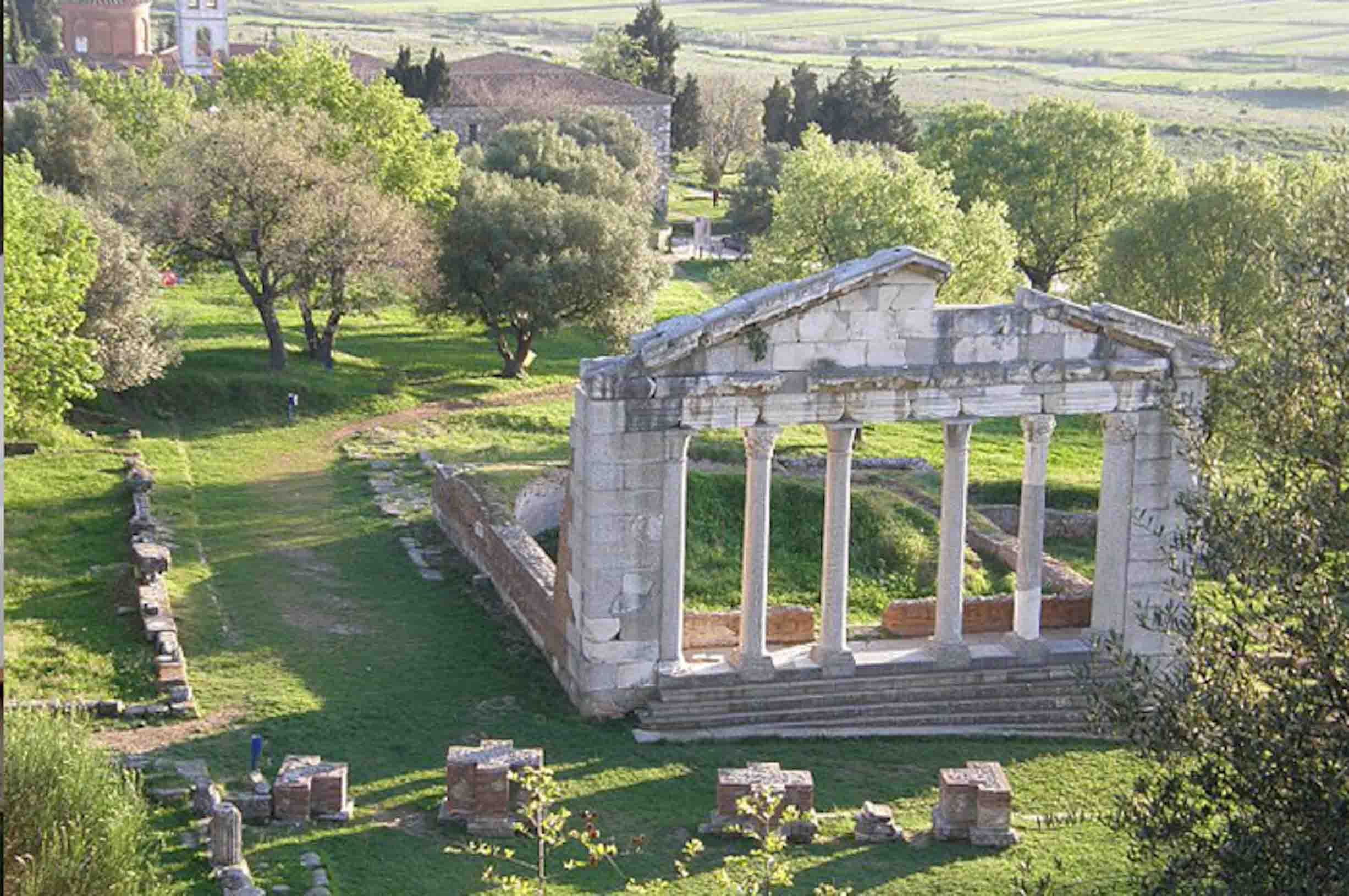 Vlora to Apollonia Archeological Park. Meet with the local guide at your cruise ship in Vlore port and drive towards the Park of Apollonia.